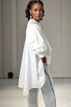 Load image into Gallery viewer, Gathered Sleeve Hi-Lo Top with Golden Buttons