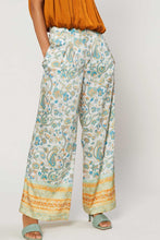 Load image into Gallery viewer, Jenn&#39;s Paisley Print Wide Leg Pants