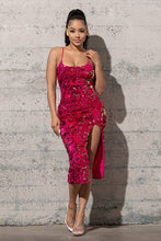 Load image into Gallery viewer, Midi Sequin Velvet Dress