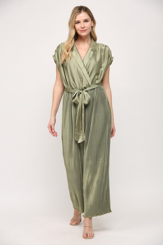 Pleated Shinny Collar Jumpsuit