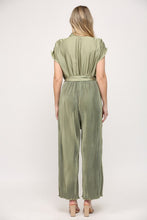 Load image into Gallery viewer, Pleated Shinny Collar Jumpsuit