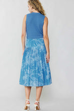 Load image into Gallery viewer, Sweater Woven Combo With Pleated Skirt Midi Dress