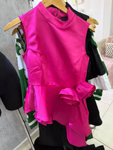 Load image into Gallery viewer, GRACIA-Flower Applique Sleeveless Asymmetrical Top