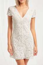 Load image into Gallery viewer, Floral Lace Bodycon Dress