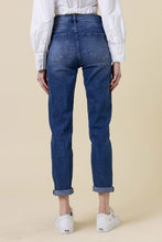 Load image into Gallery viewer, High Waisted classic Boyfriend Jean