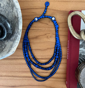 Pearls Madame Bold