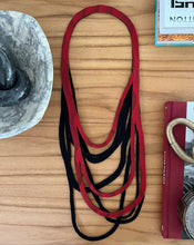 Load image into Gallery viewer, Long Pearls Multilayers