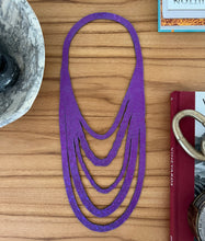 Load image into Gallery viewer, Pearls &amp; Chain Midi